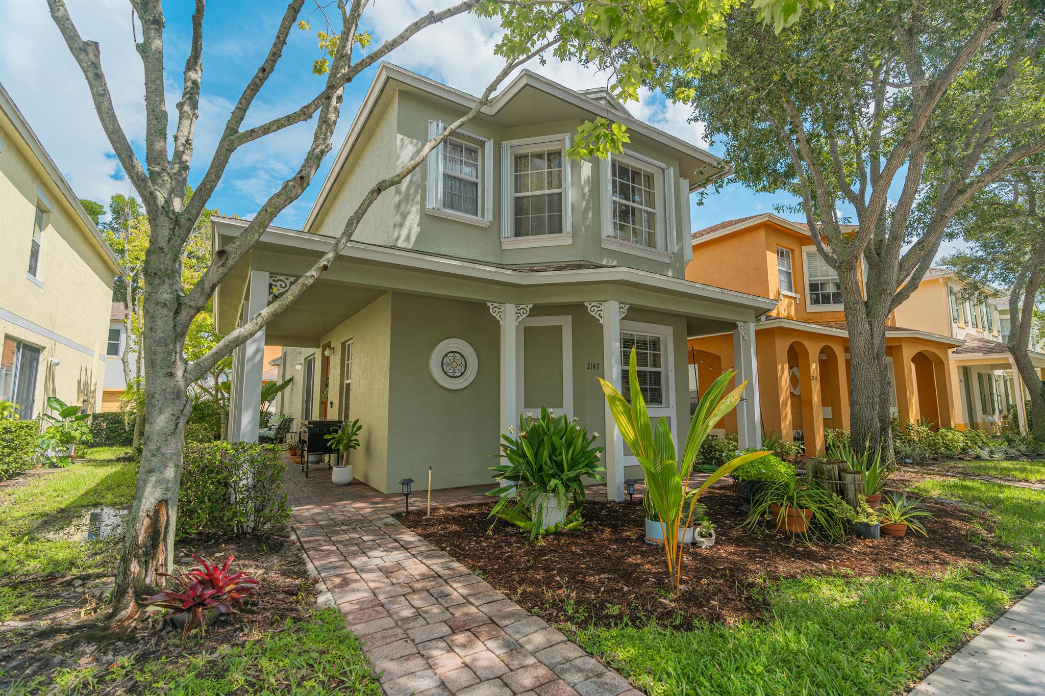 2147 SE Bell Isle Drive