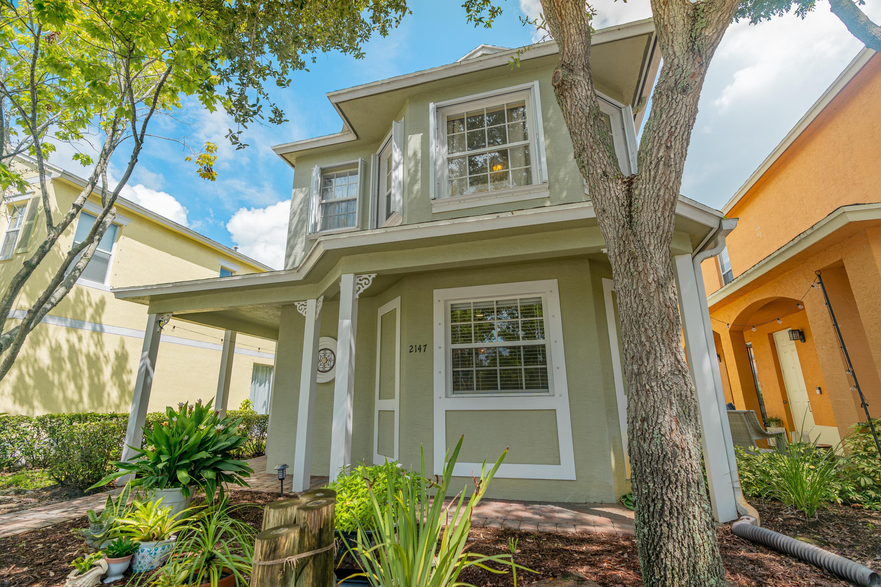 2147 SE Bell Isle Drive