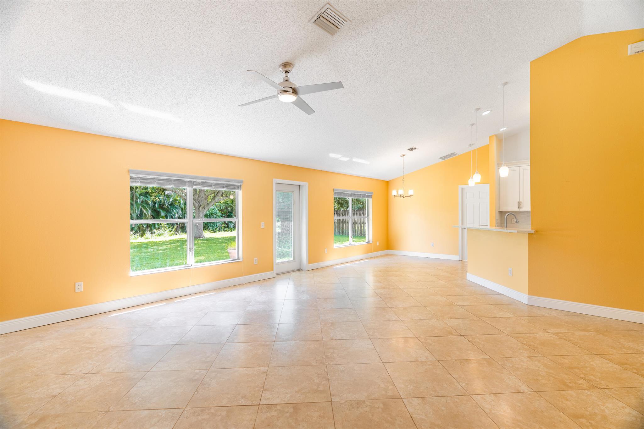 4107 SW Endicott Street