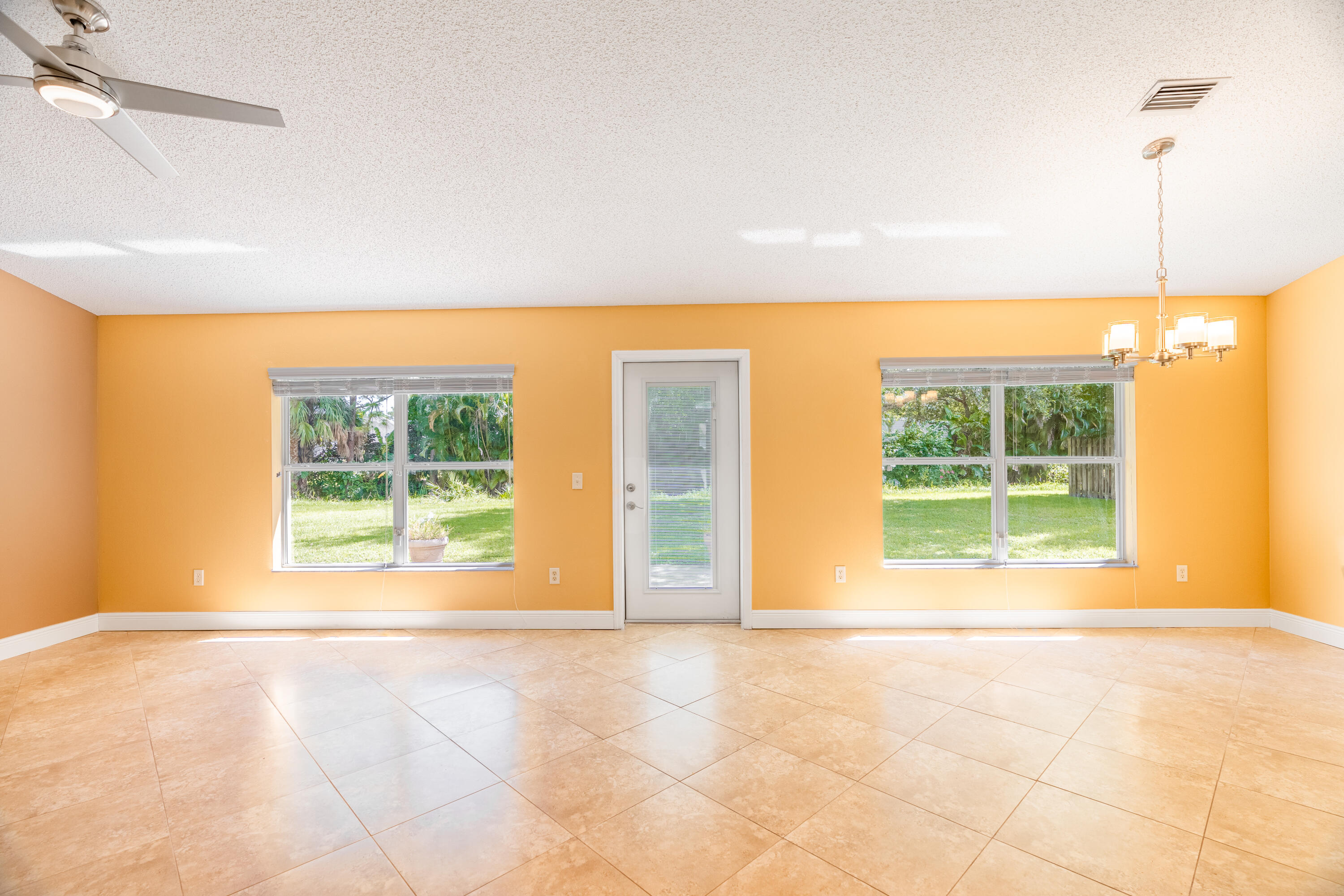 4107 SW Endicott Street