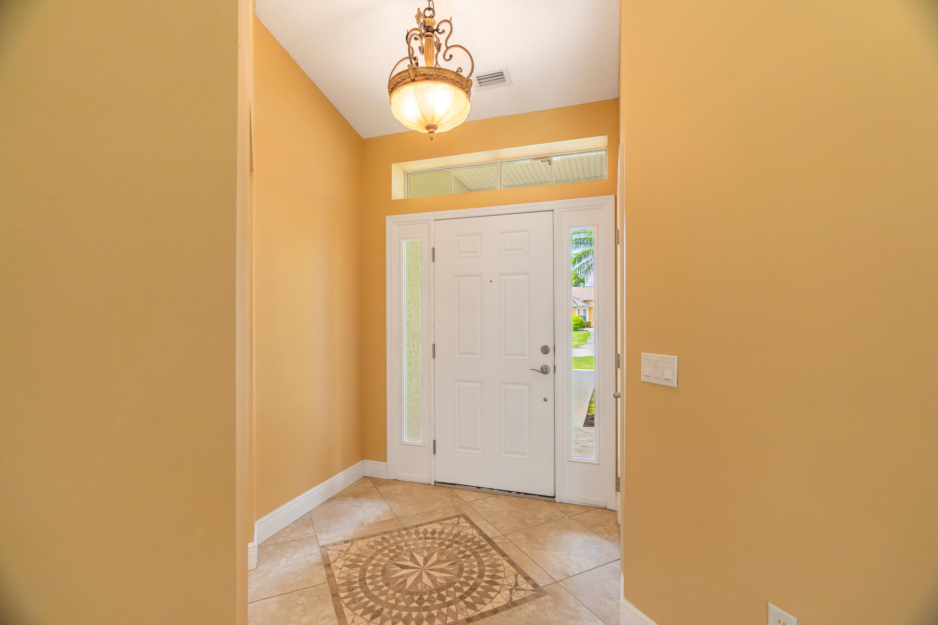 4107 SW Endicott Street