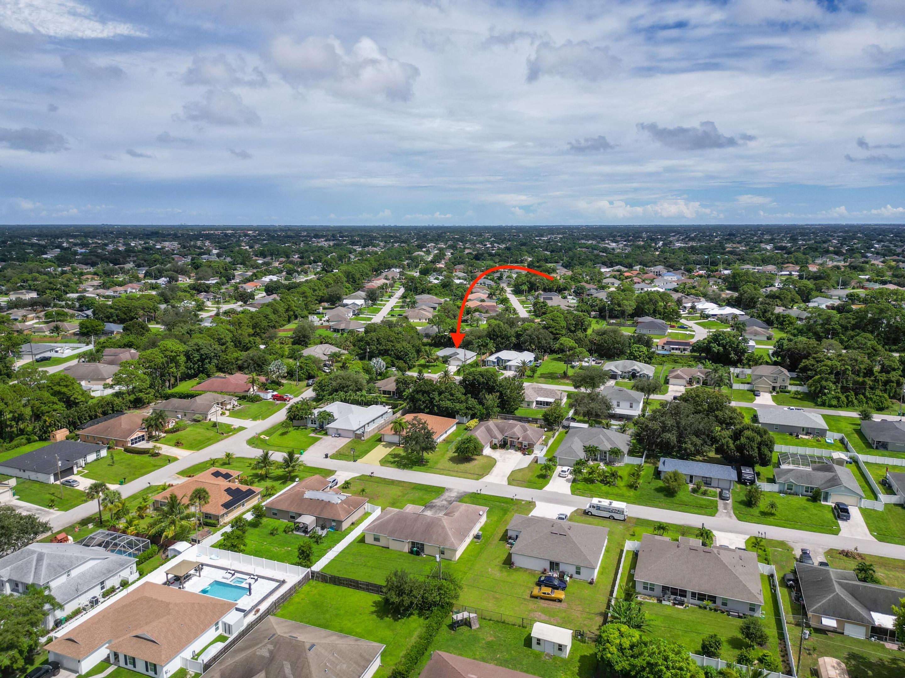 4107 SW Endicott Street