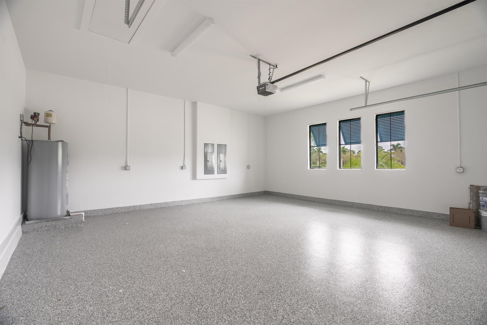 138 SE Via Lago Garda