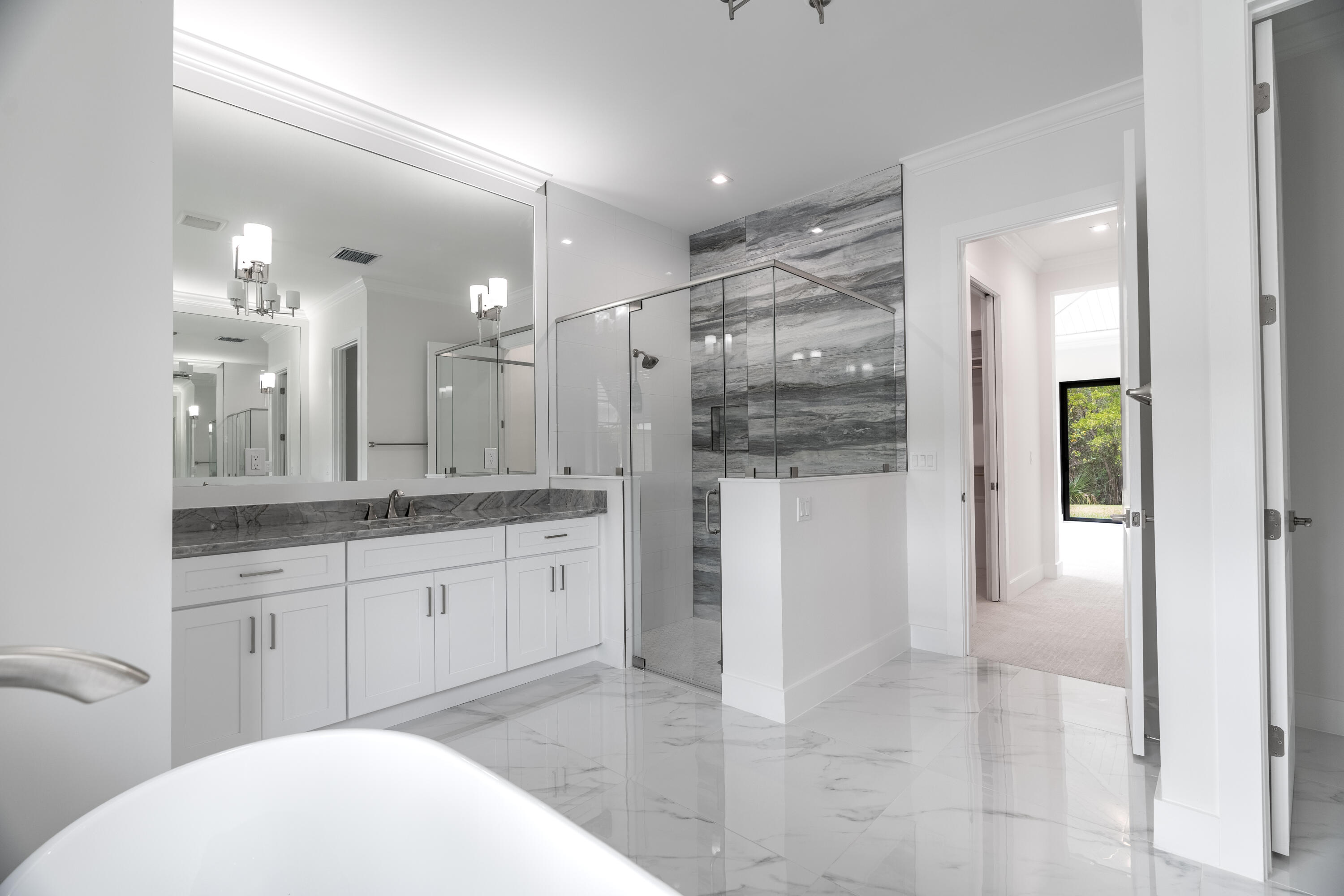 138 SE Via Lago Garda