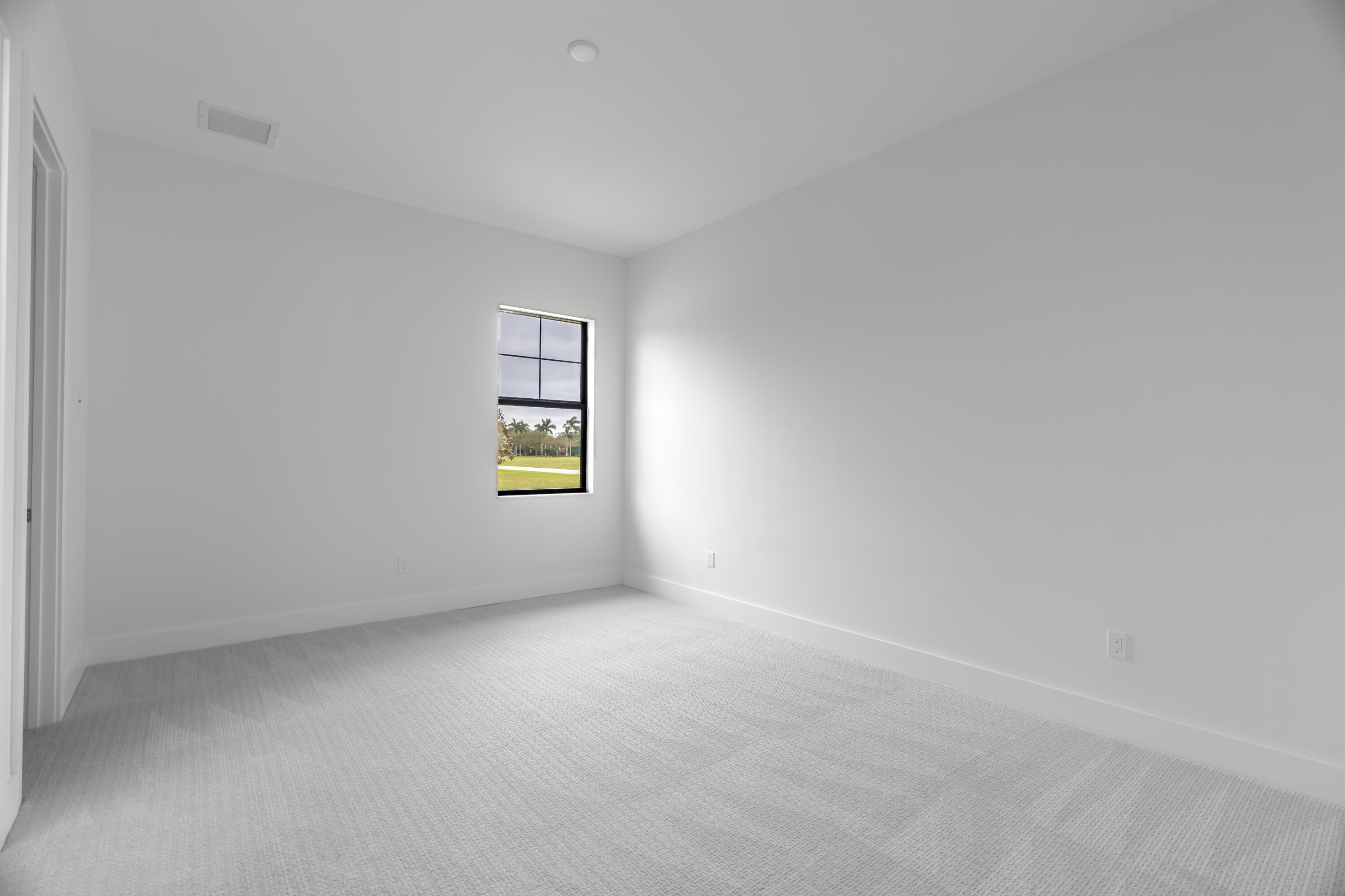 138 SE Via Lago Garda