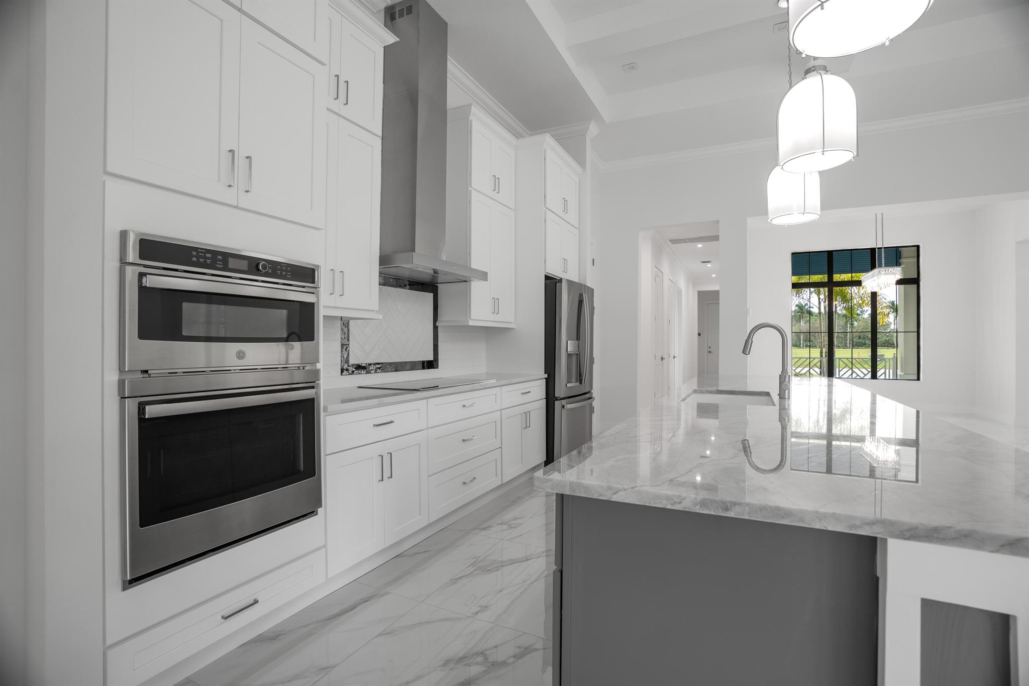 138 SE Via Lago Garda