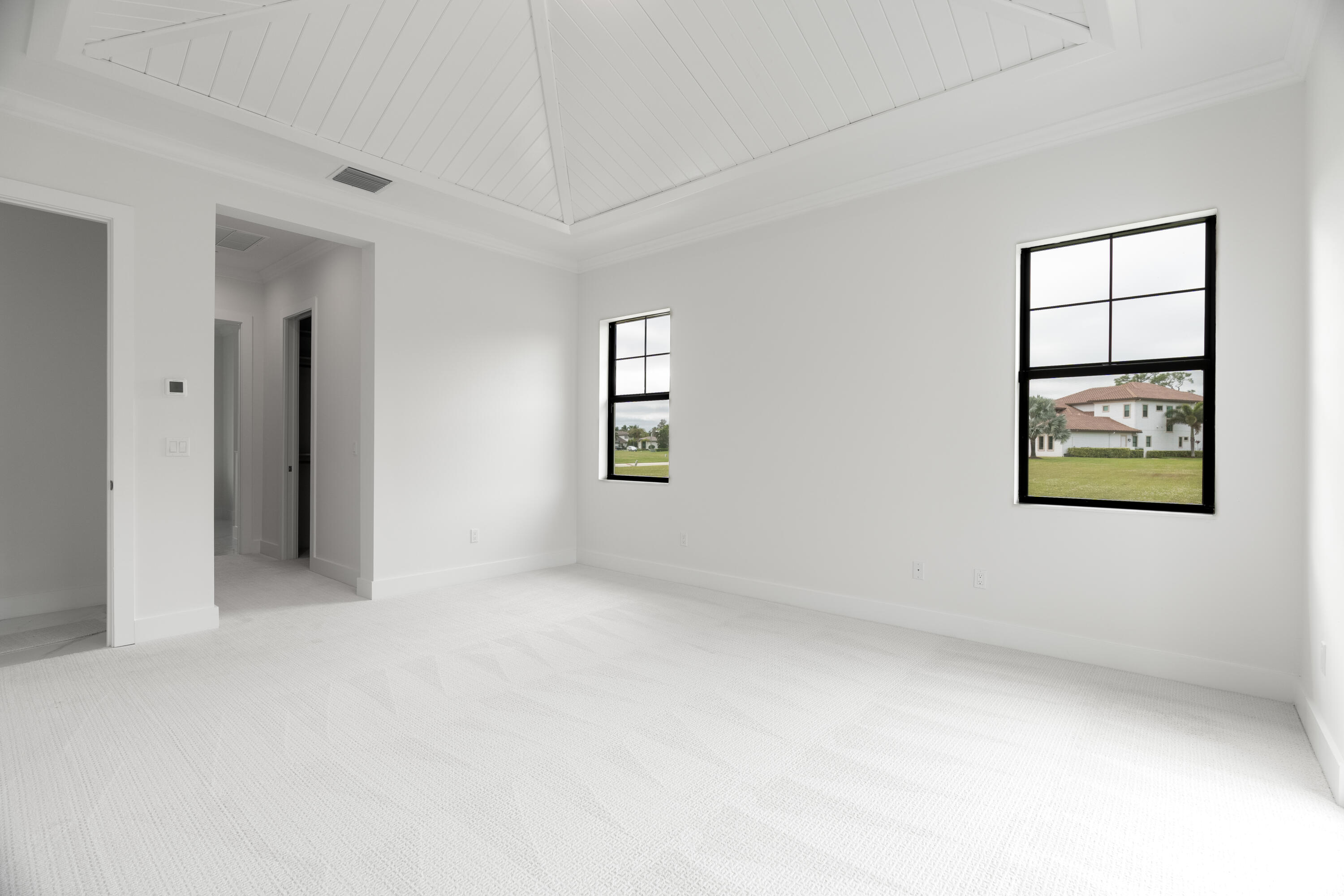 138 SE Via Lago Garda