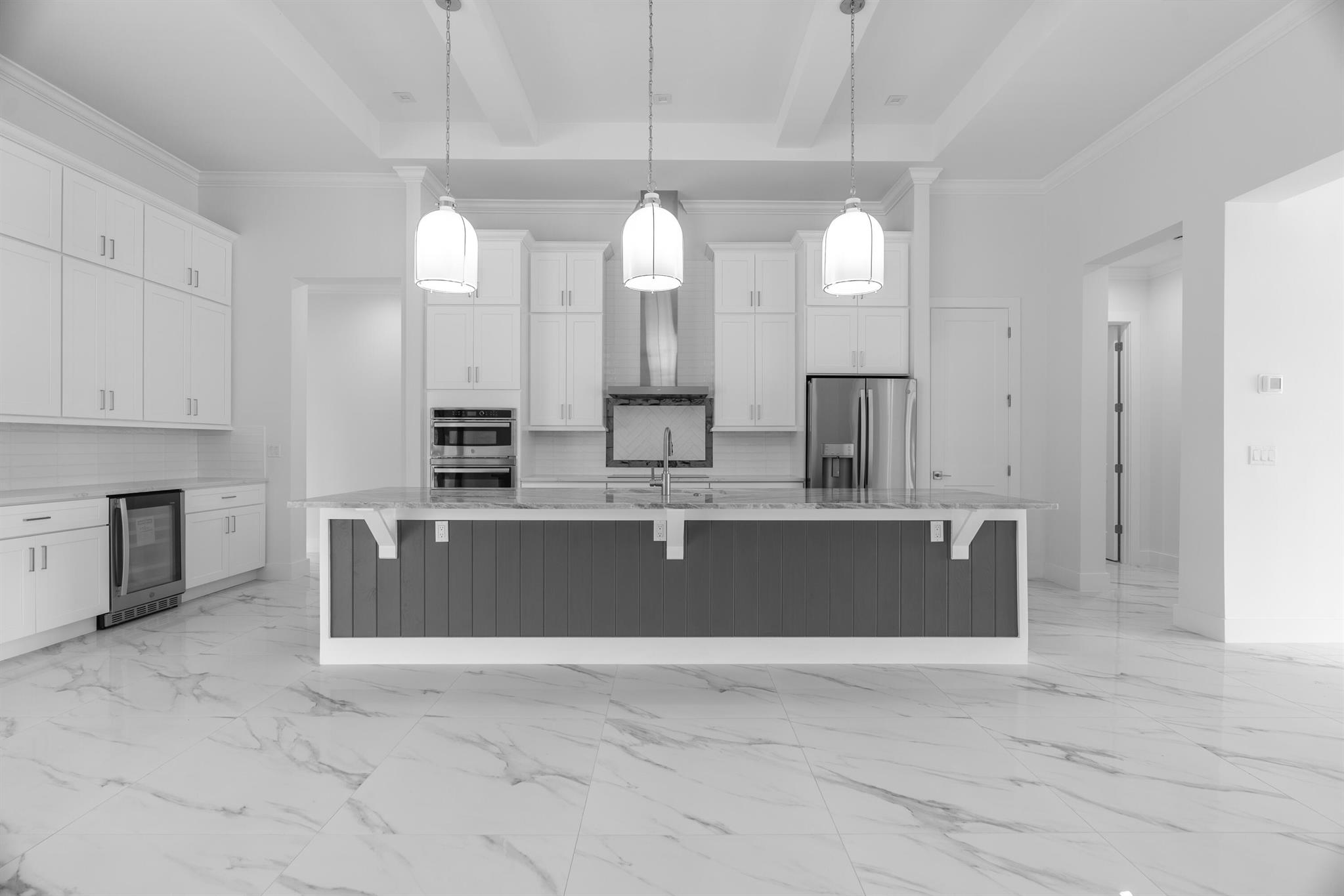 138 SE Via Lago Garda