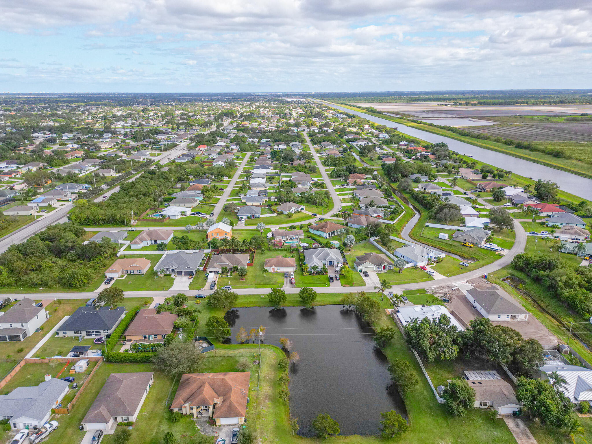 4671 SW Carib Street