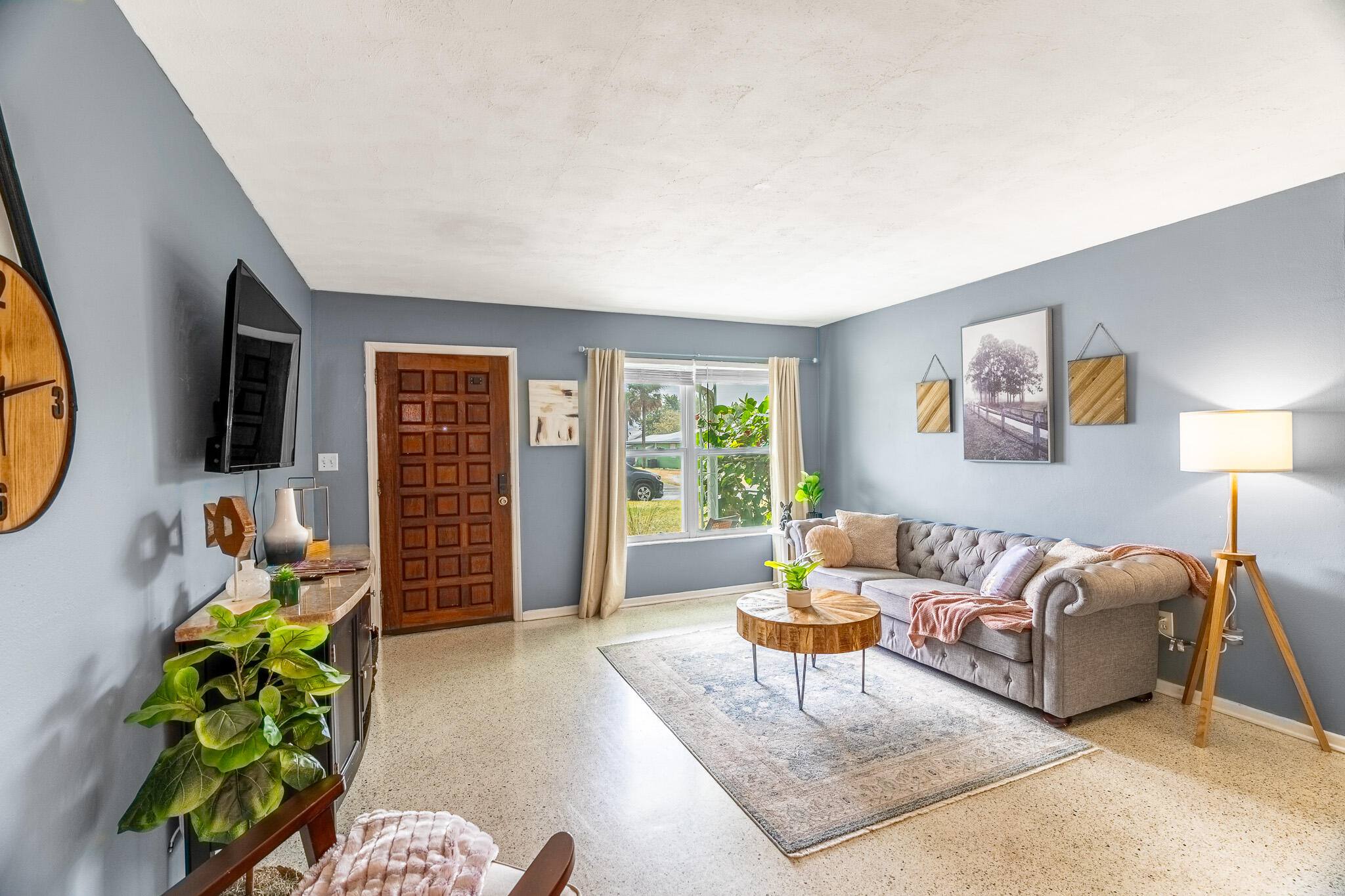 1691 NE South Street