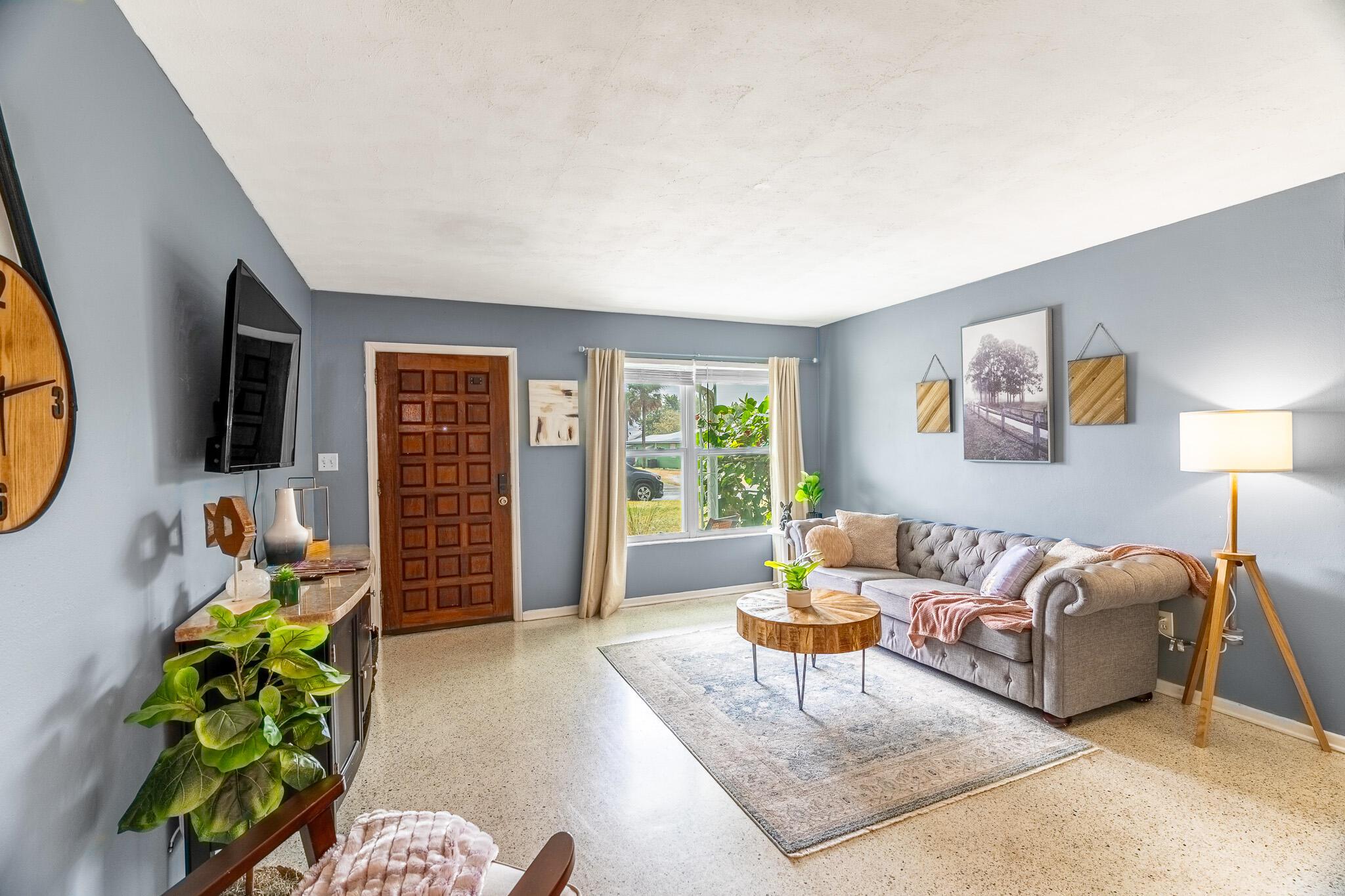 1691 NE South Street