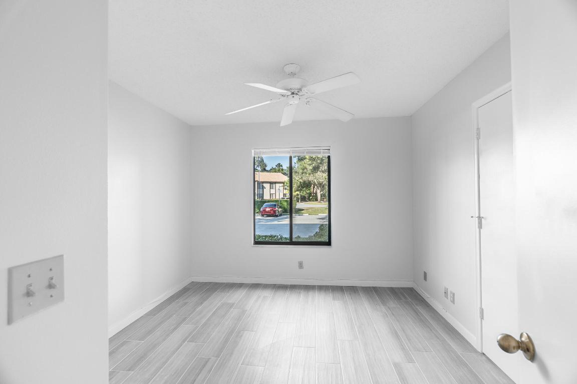 2025 SW Silver Pine Way 120-D1