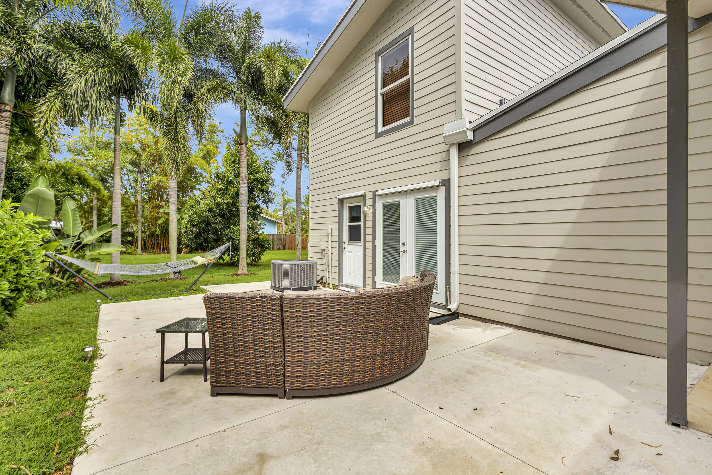 6109 Cassia Drive