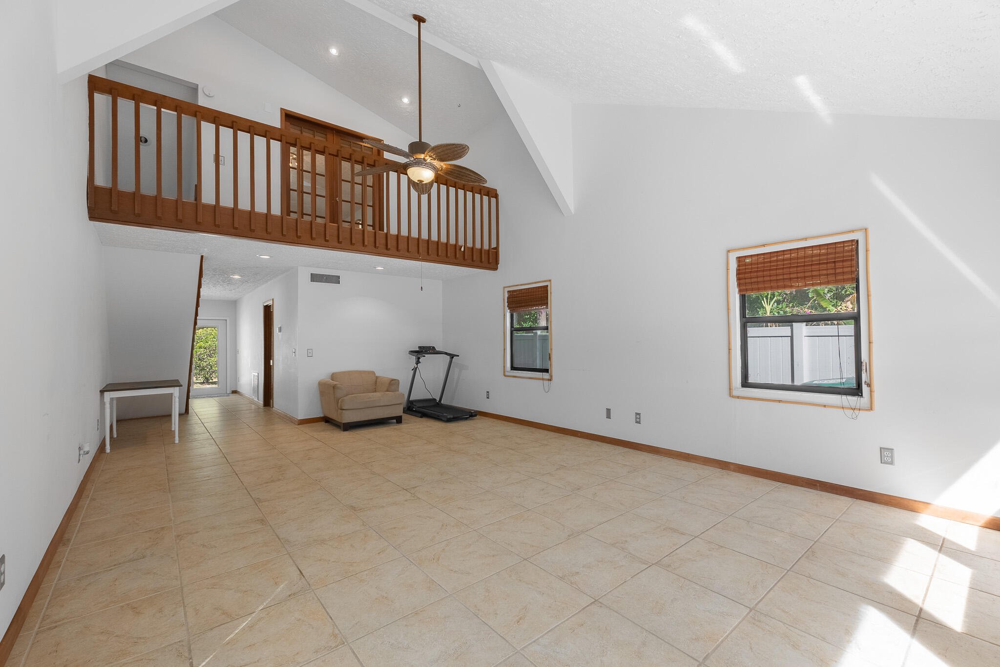 6109 Cassia Drive