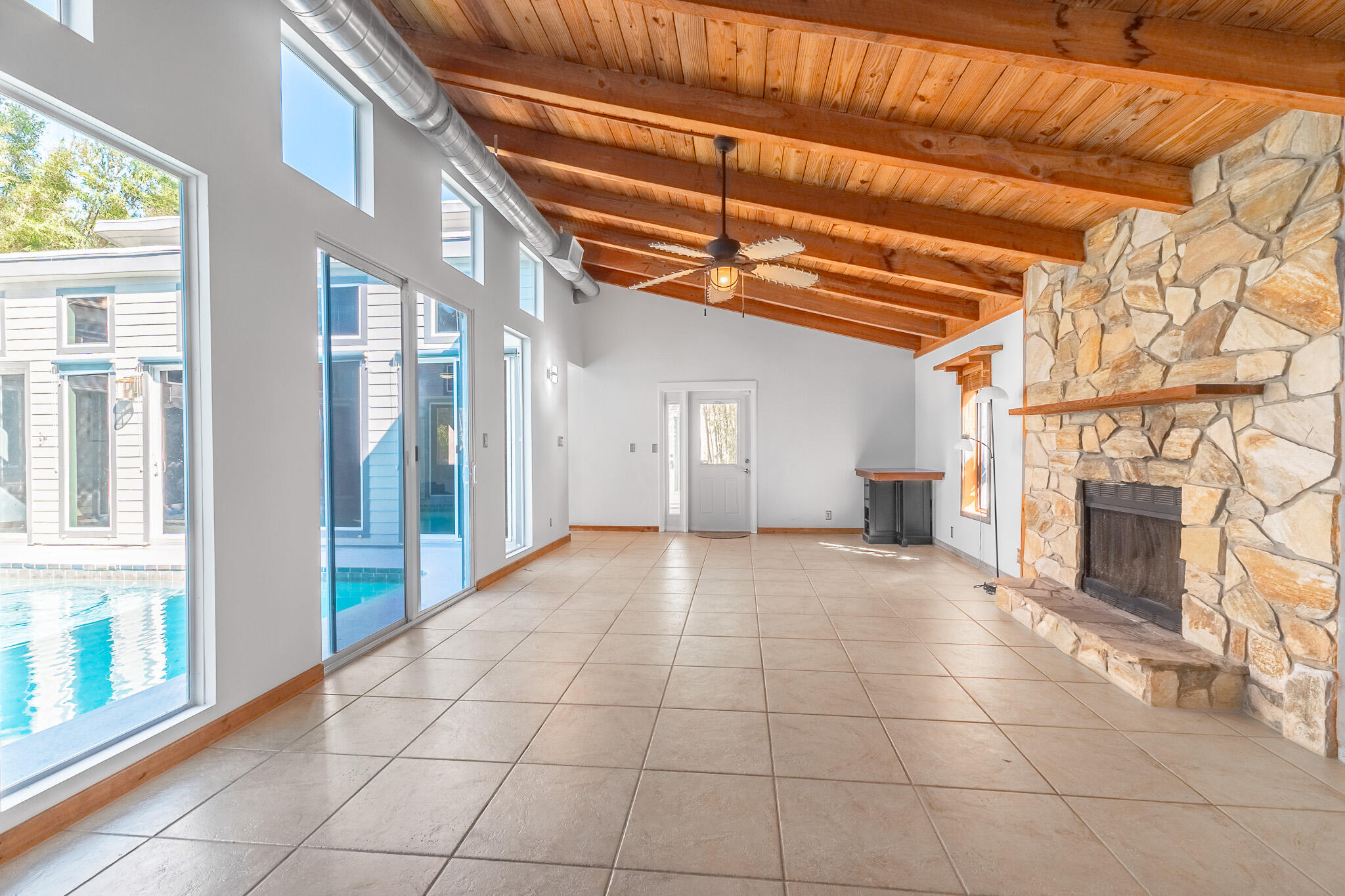 6109 Cassia Drive
