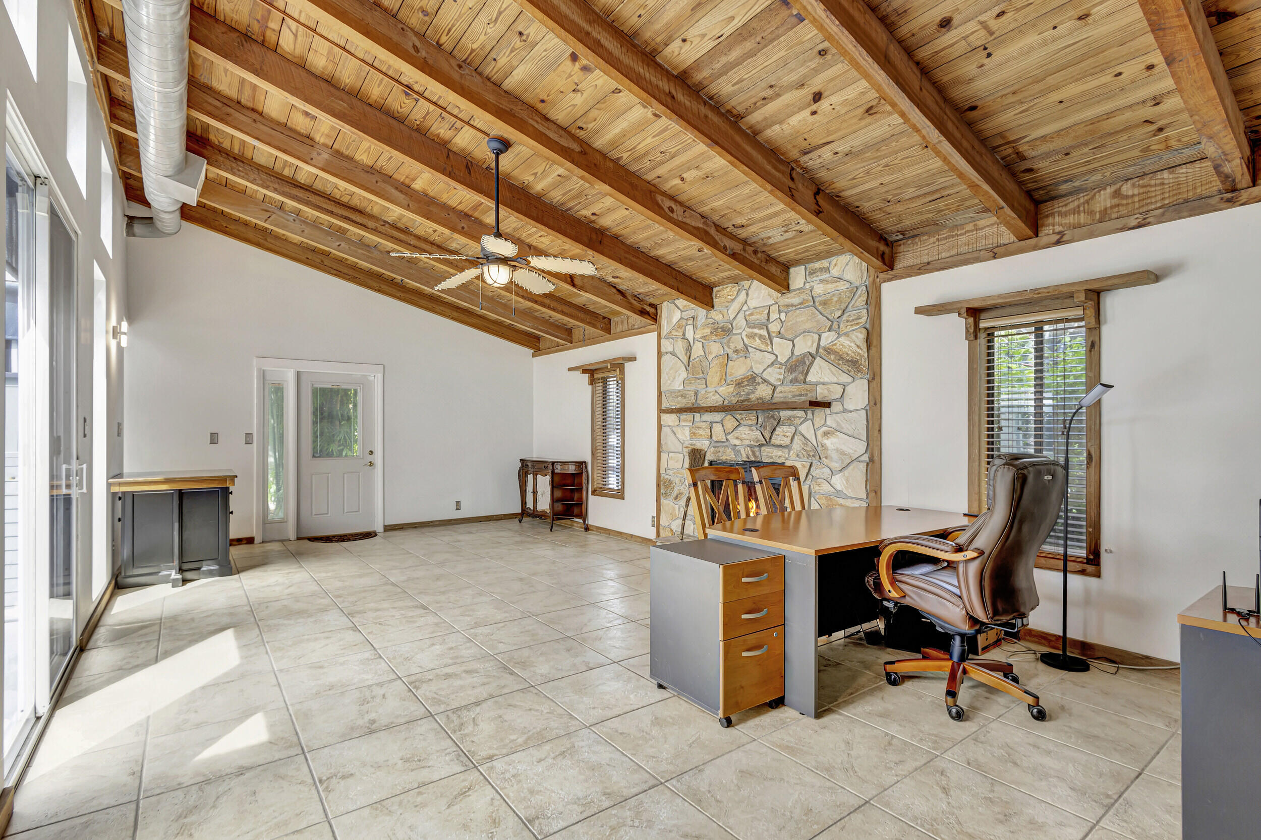 6109 Cassia Drive