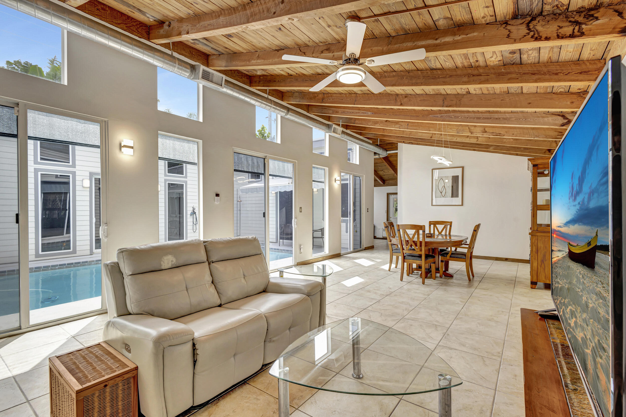6109 Cassia Drive