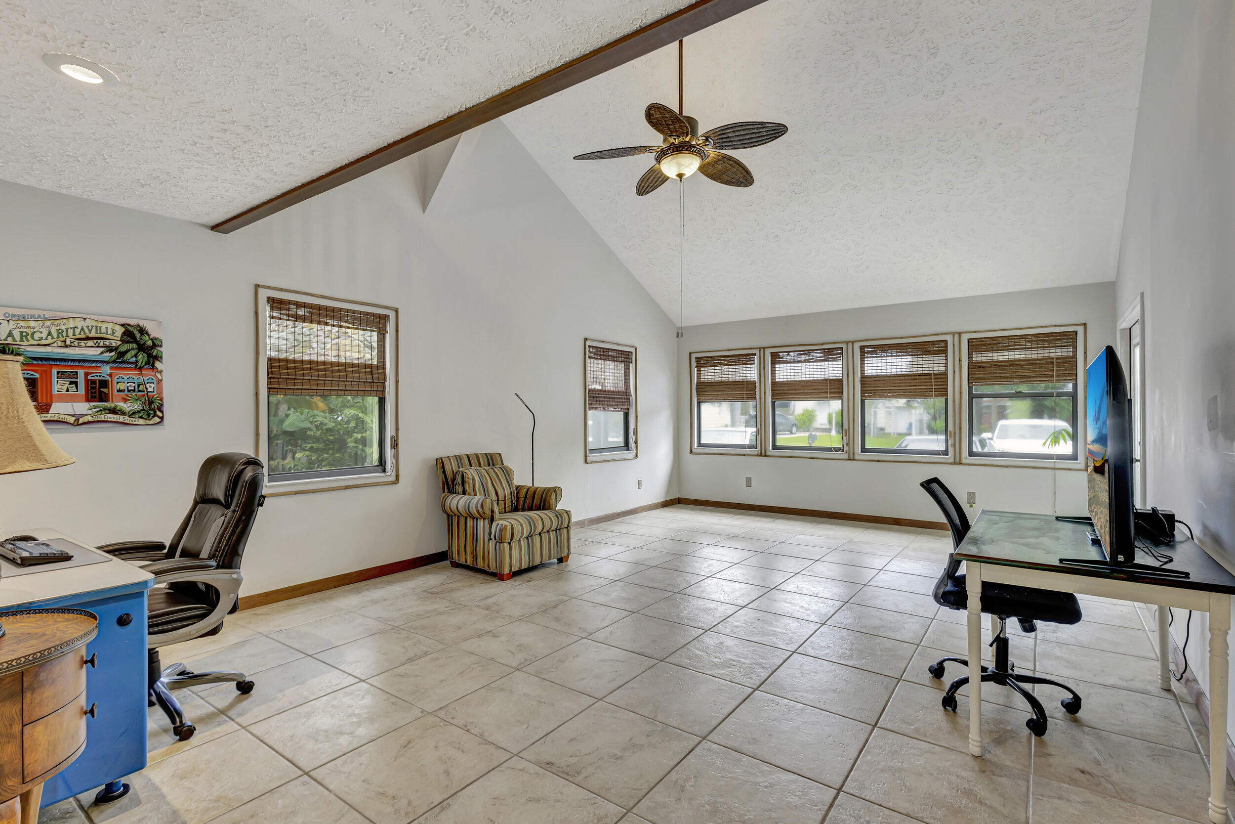6109 Cassia Drive