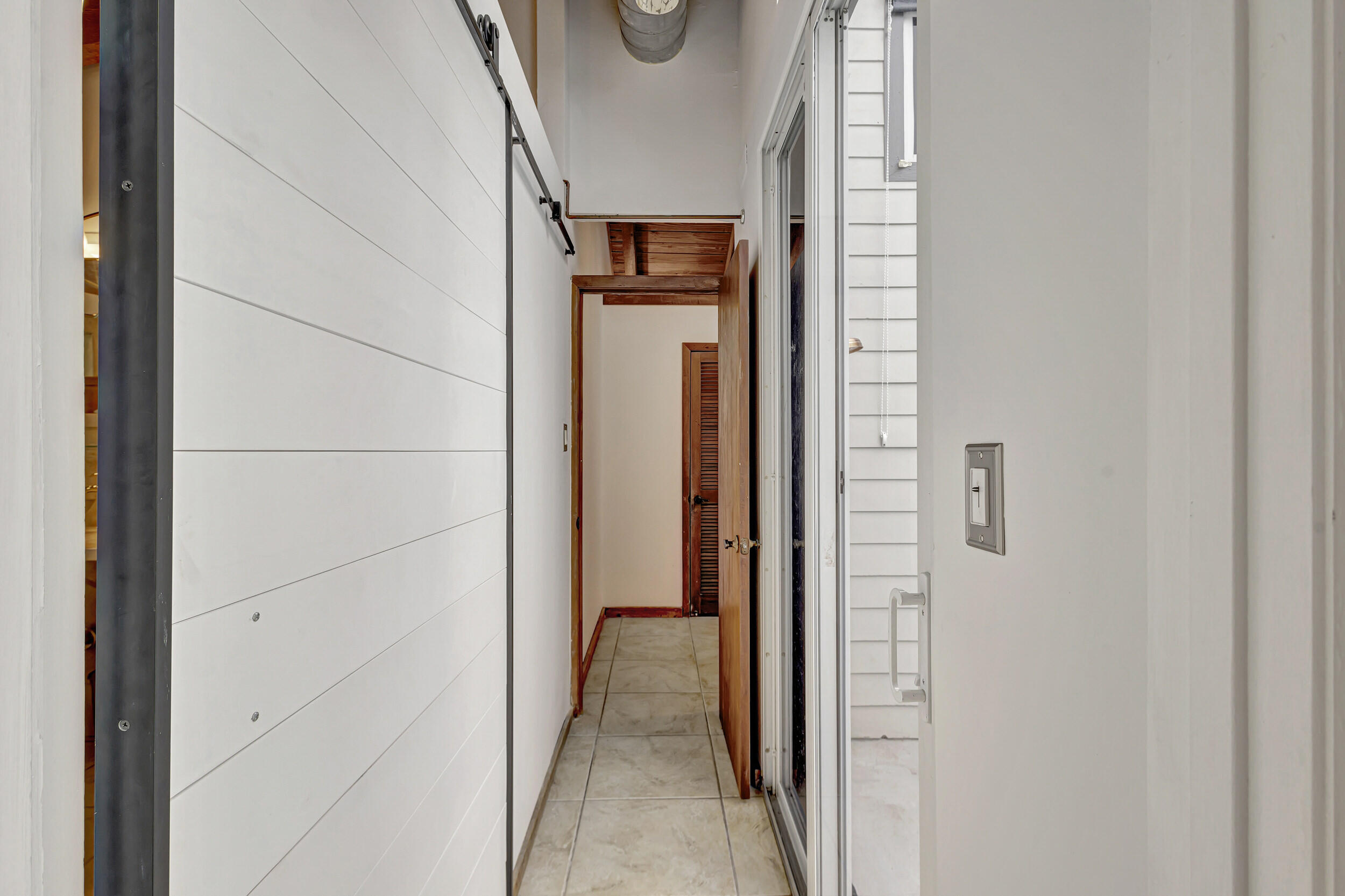 6109 Cassia Drive