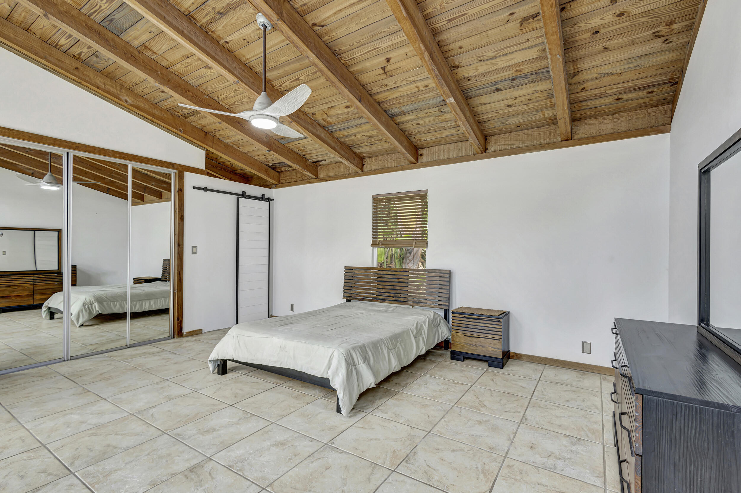 6109 Cassia Drive