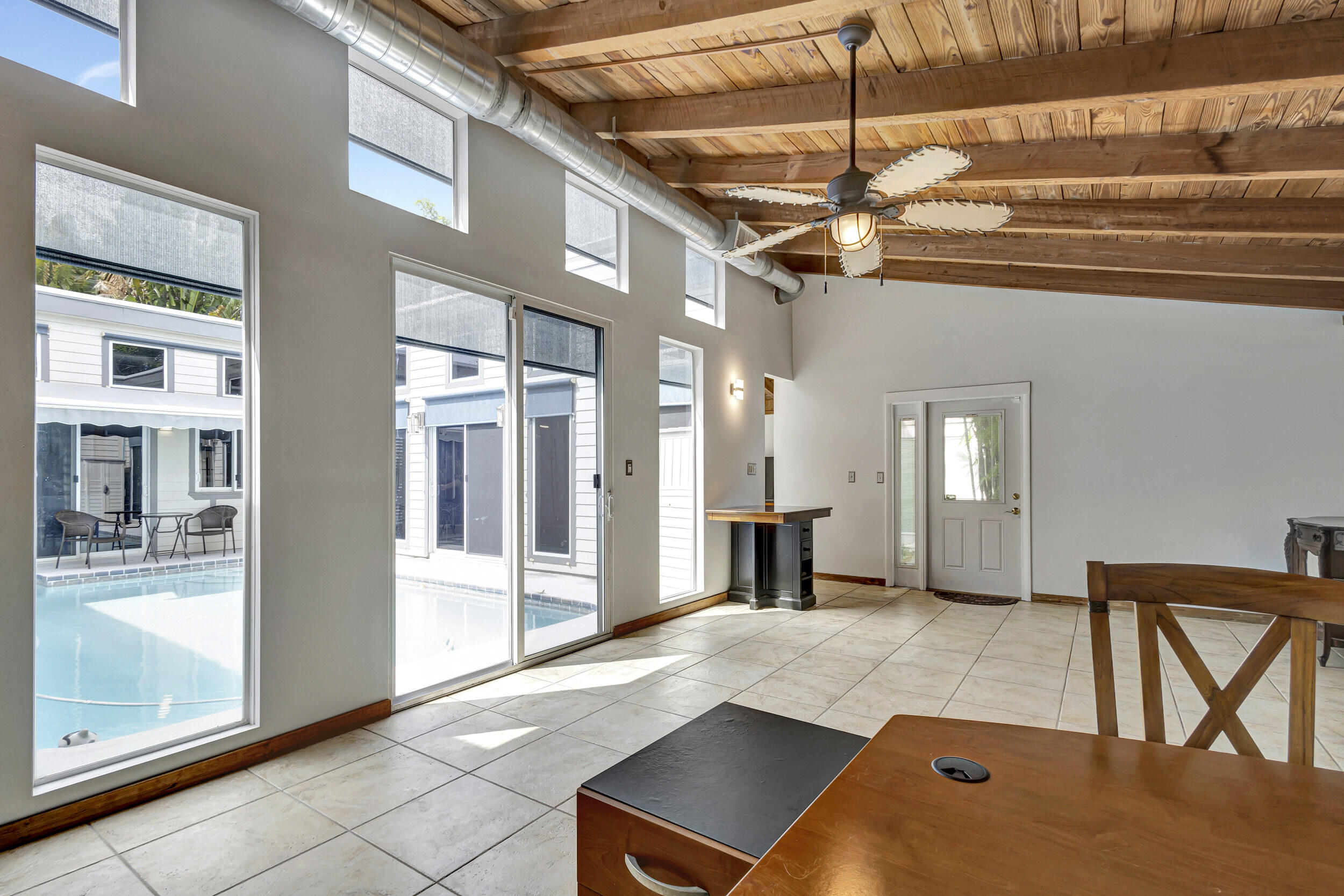 6109 Cassia Drive