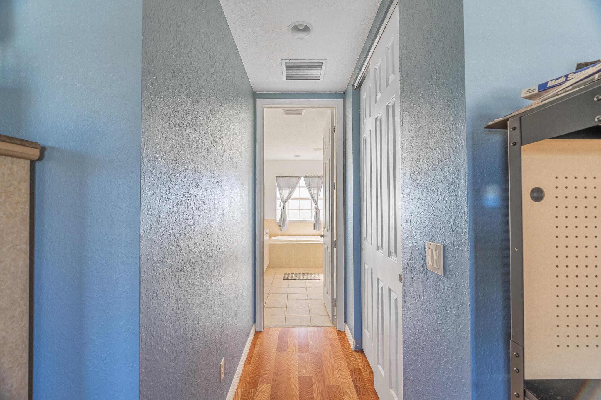 4218 Aberfoyle Avenue