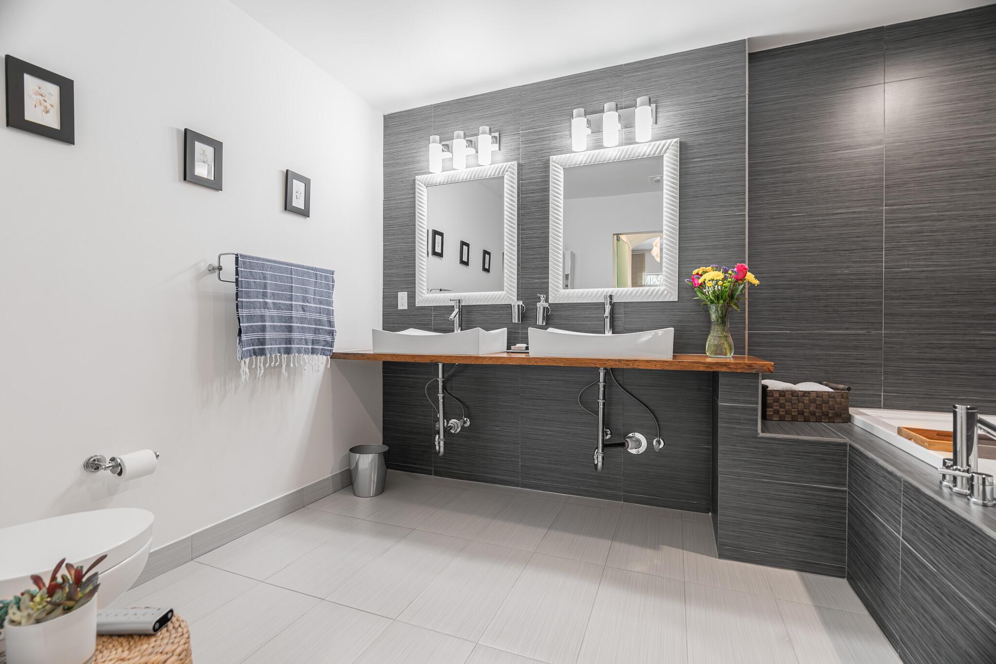 10560 SW Stephanie Way 1208