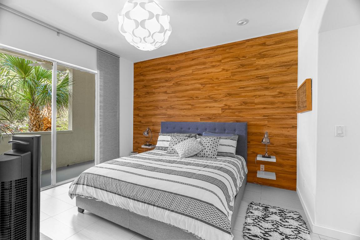 10560 SW Stephanie Way 1208