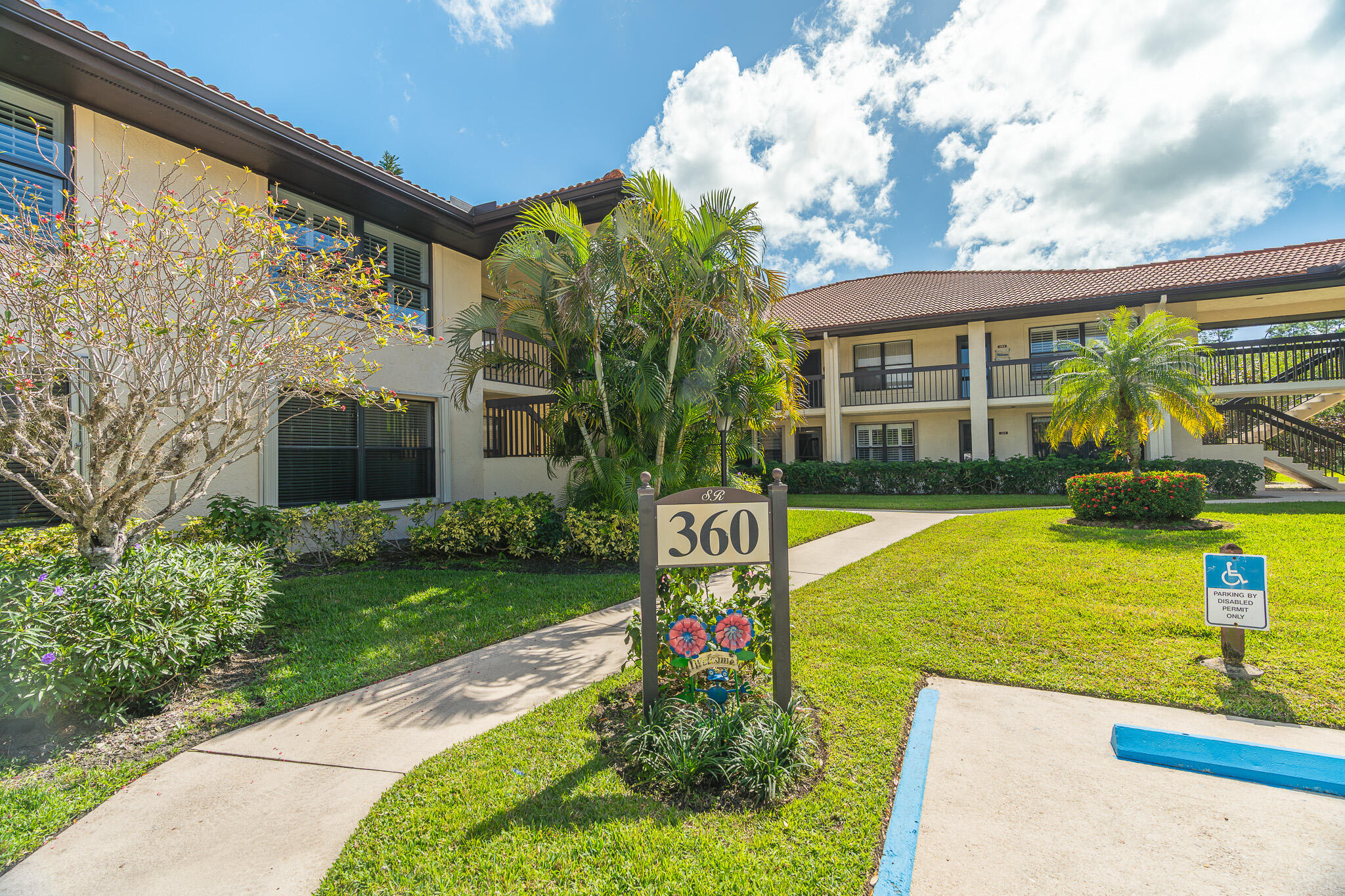 360 SW South River Drive 206