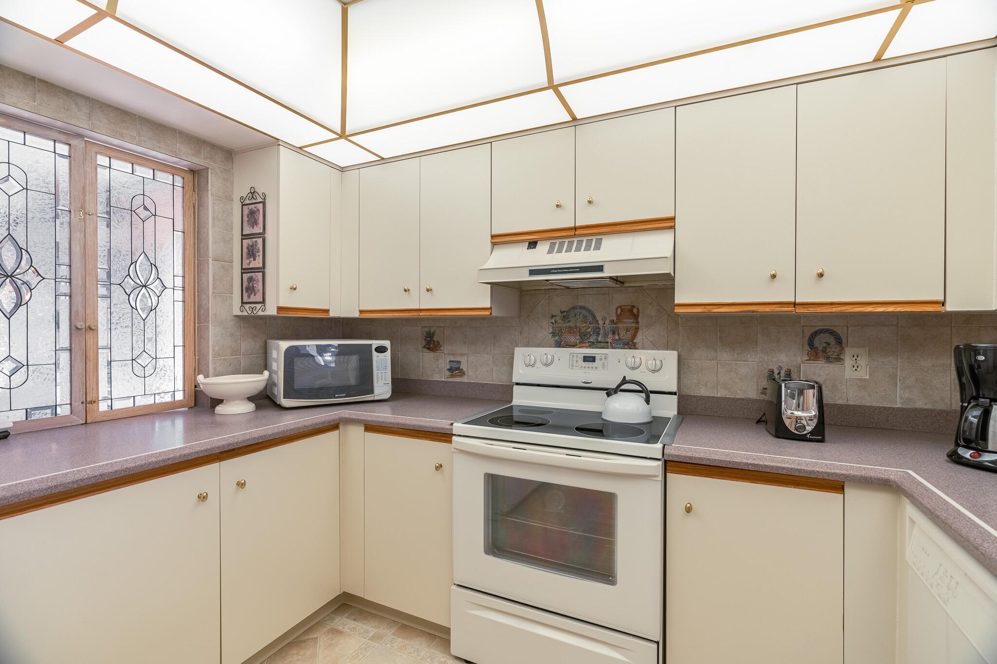 360 SW South River Drive 206