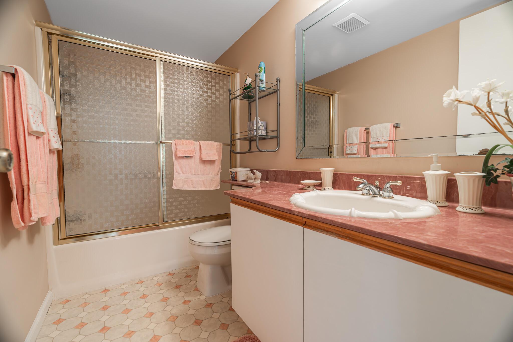 360 SW South River Drive 206