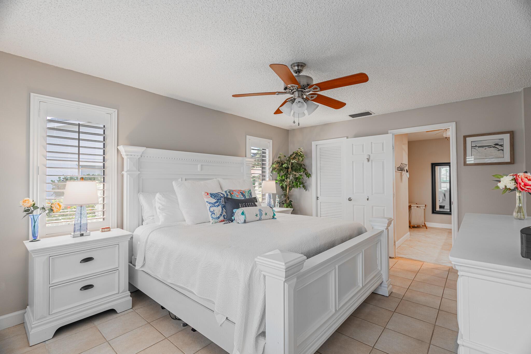 2237 SW Heronwood Road