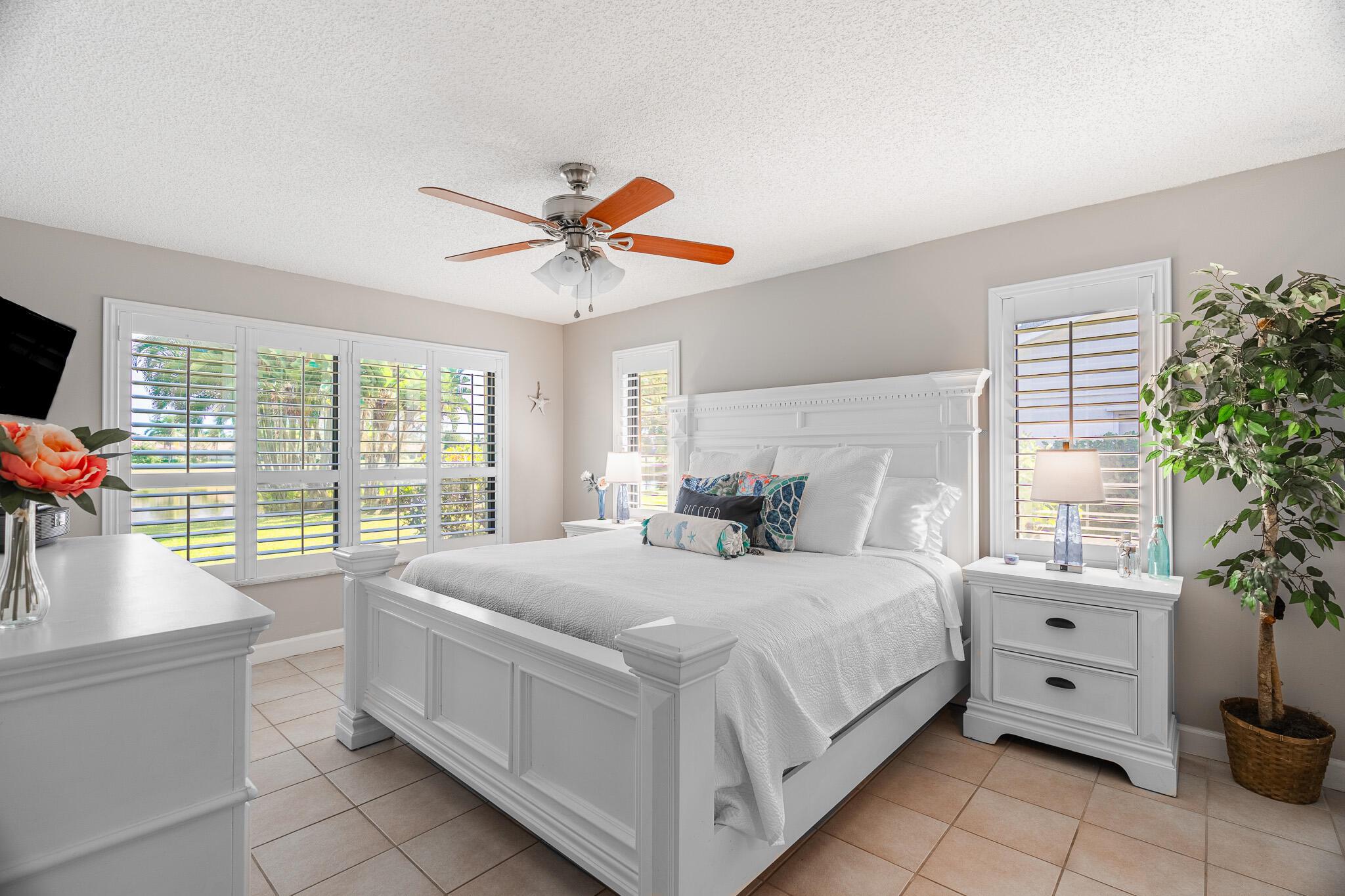 2237 SW Heronwood Road