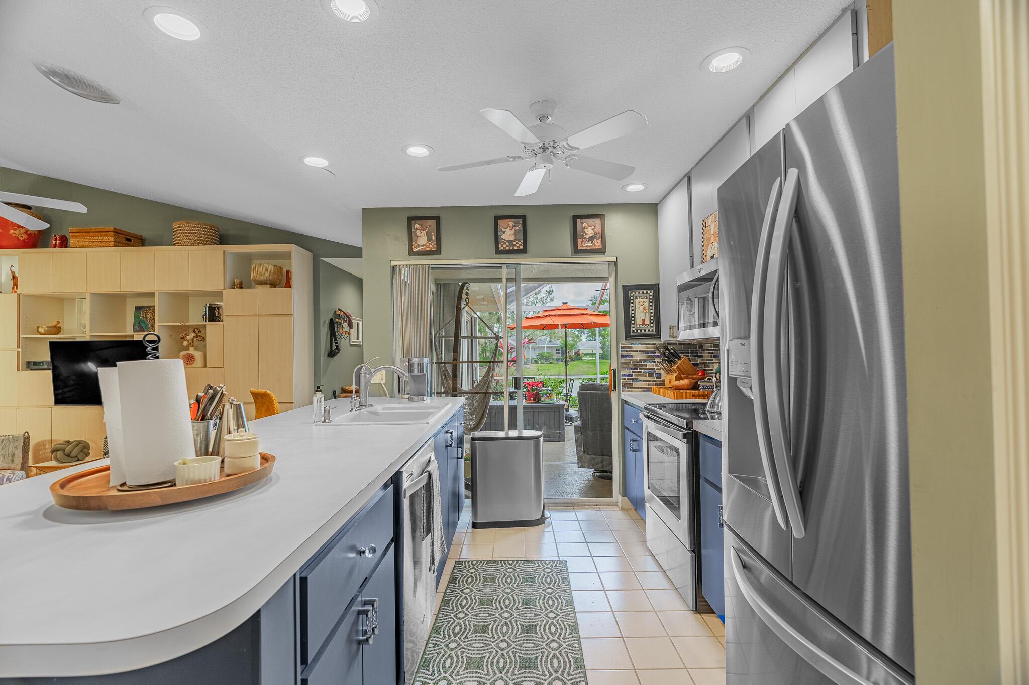 1215 NW Sun Terrace Circle C