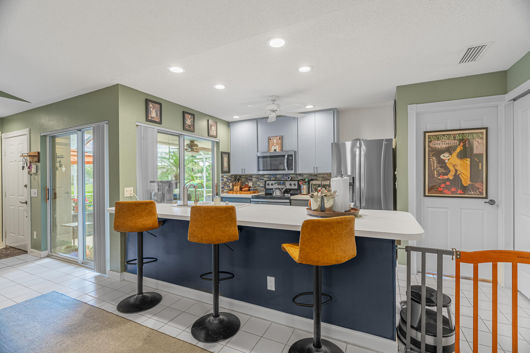 1215 NW Sun Terrace Circle C