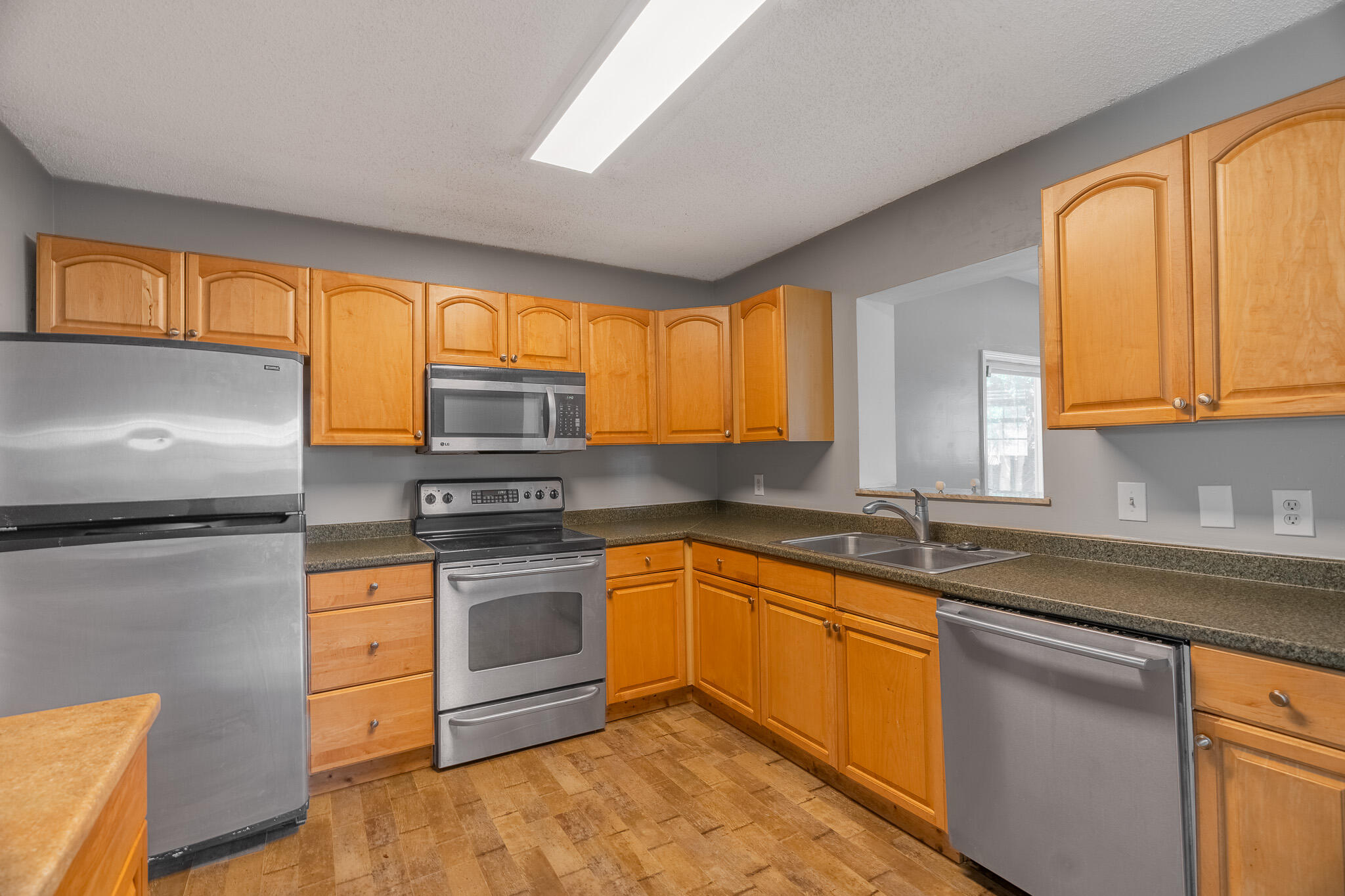 2357 NE 16th Court