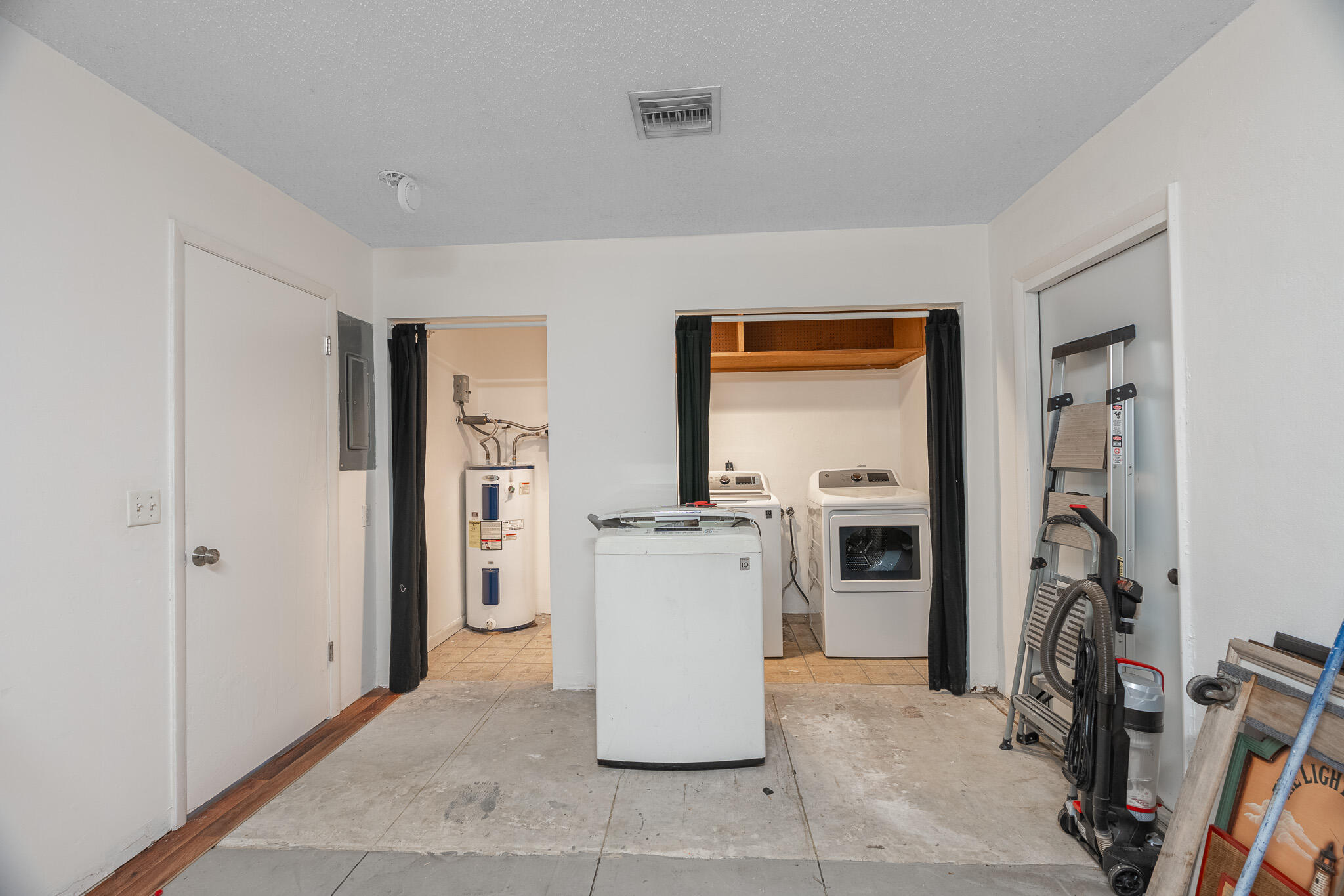 2357 NE 16th Court