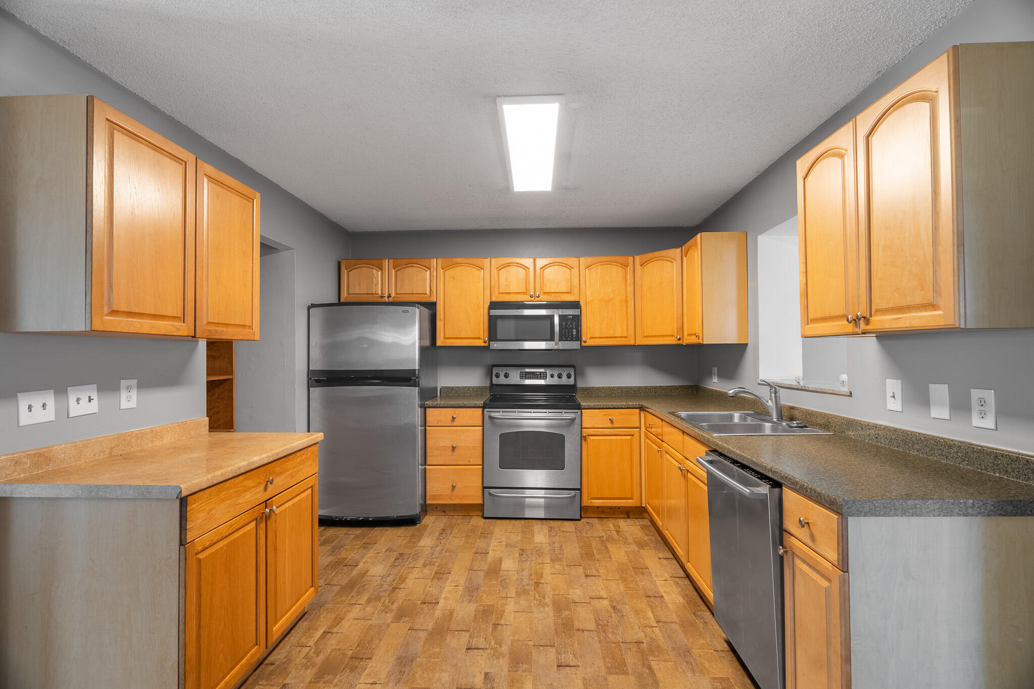 2357 NE 16th Court