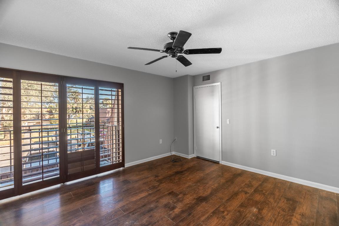 3076 SW Sunset Trace Circle