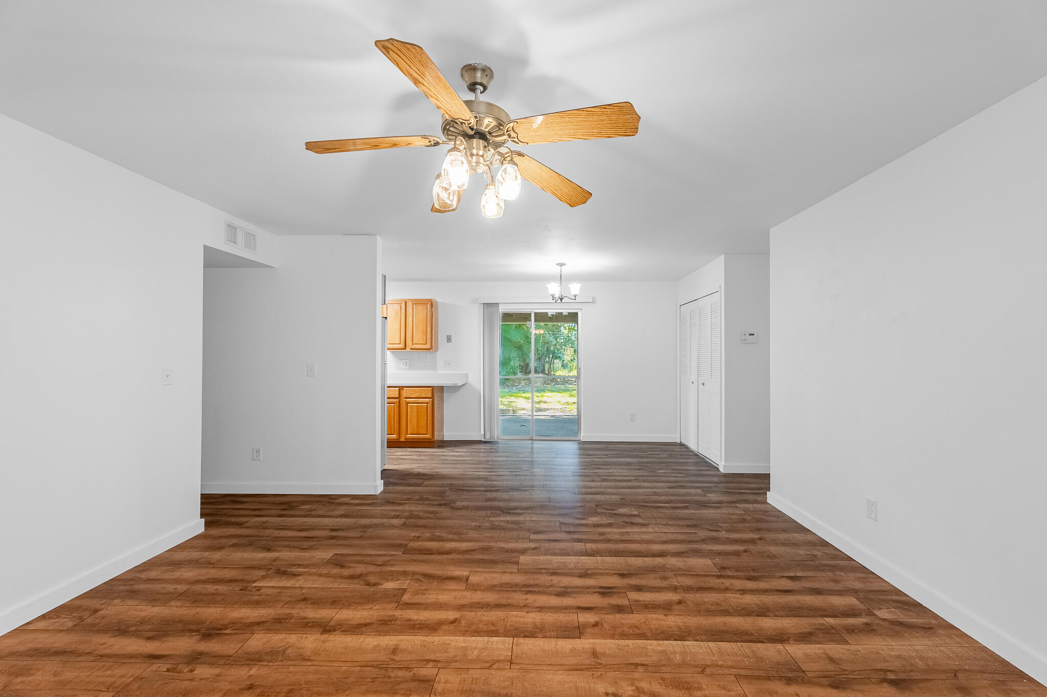 374 NW Ferris Drive