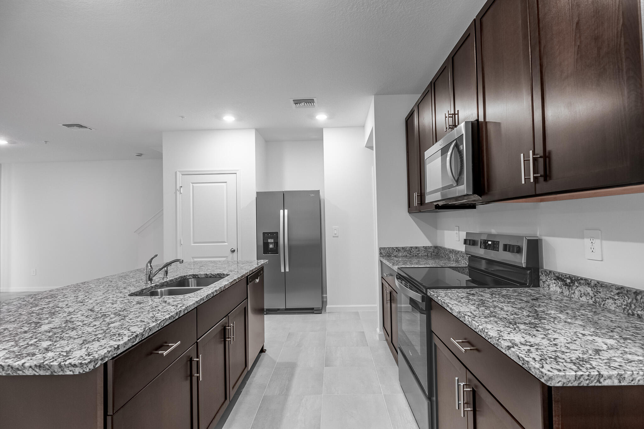 466 Salisbury Circle