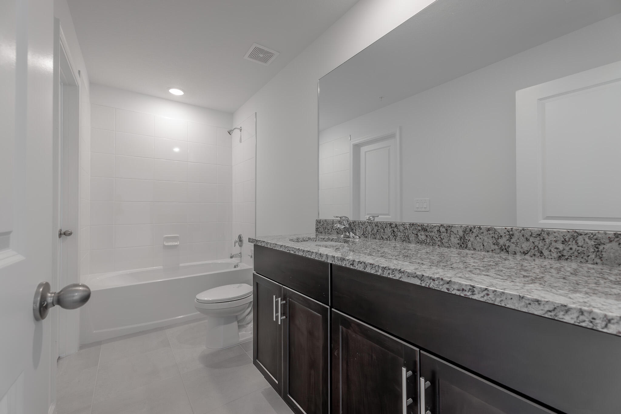 466 Salisbury Circle