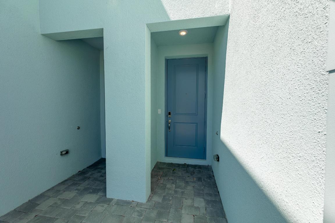 466 Salisbury Circle