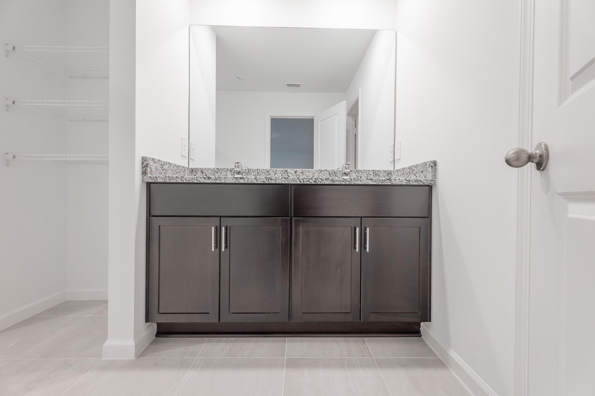 466 Salisbury Circle