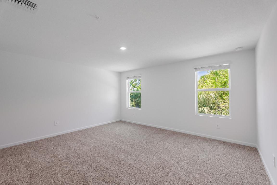 466 Salisbury Circle