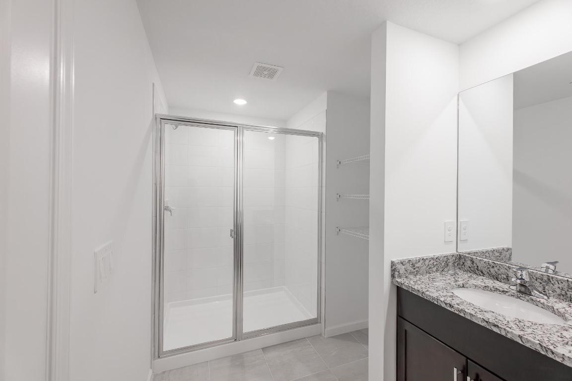 466 Salisbury Circle