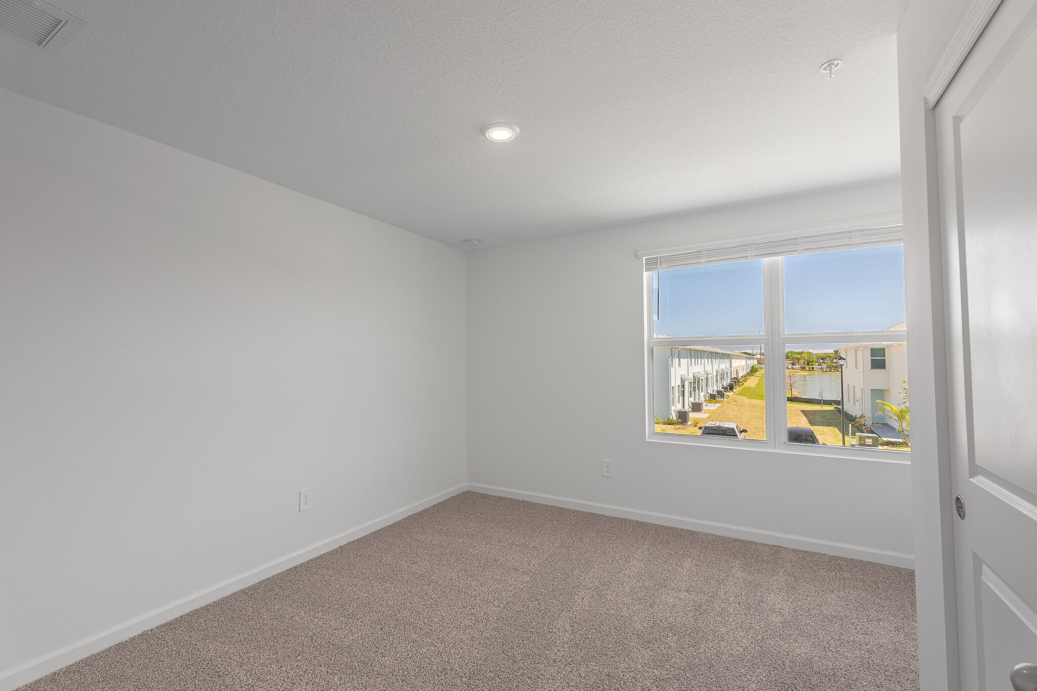 466 Salisbury Circle