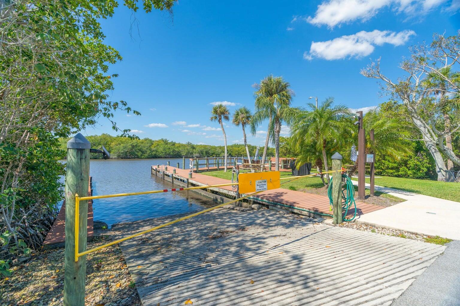 450 SW South River Drive 207