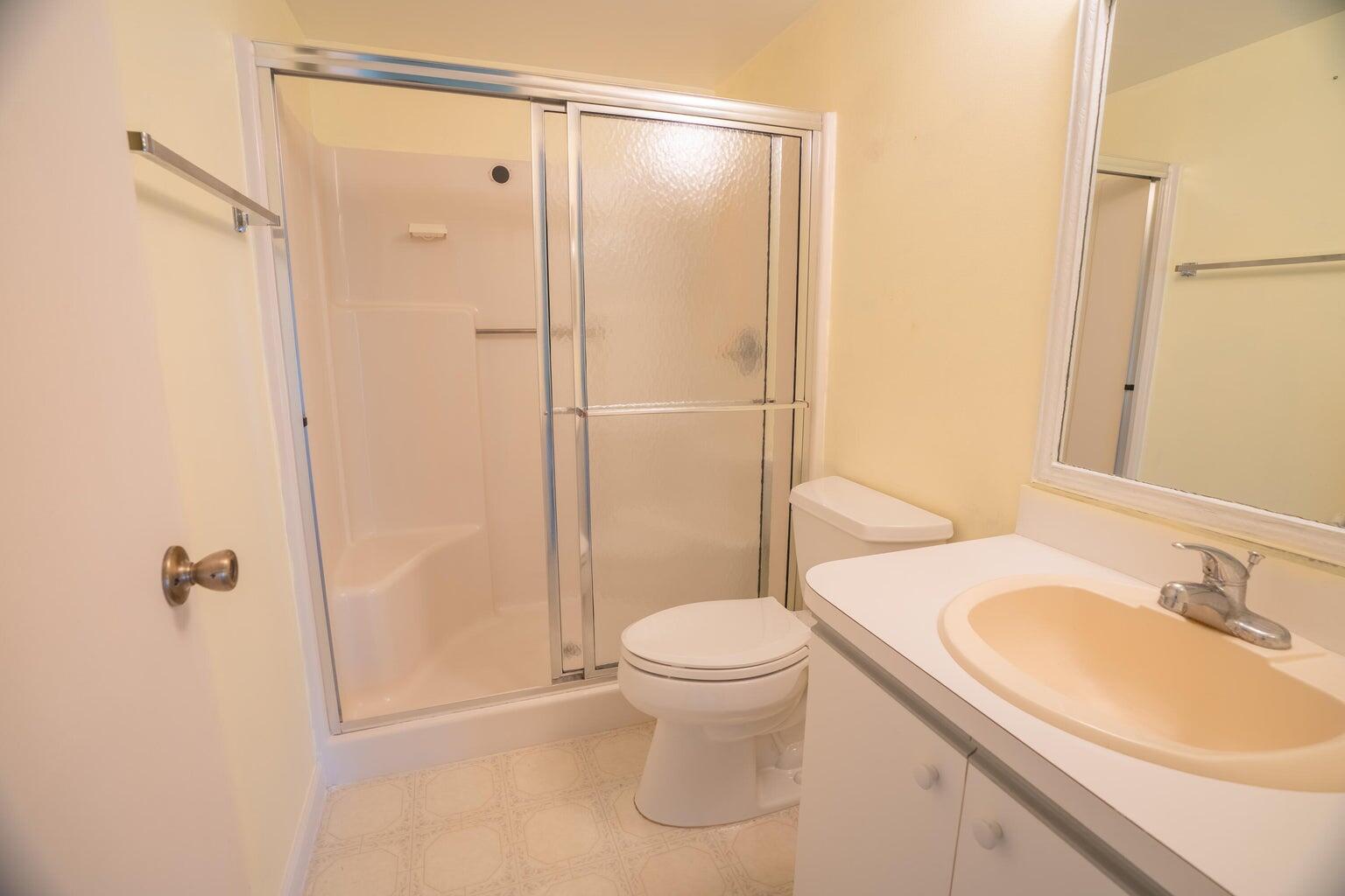 450 SW South River Drive 207