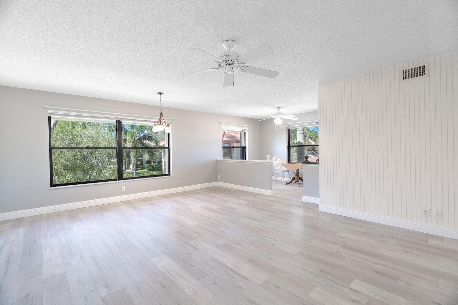 450 SW South River Drive 207